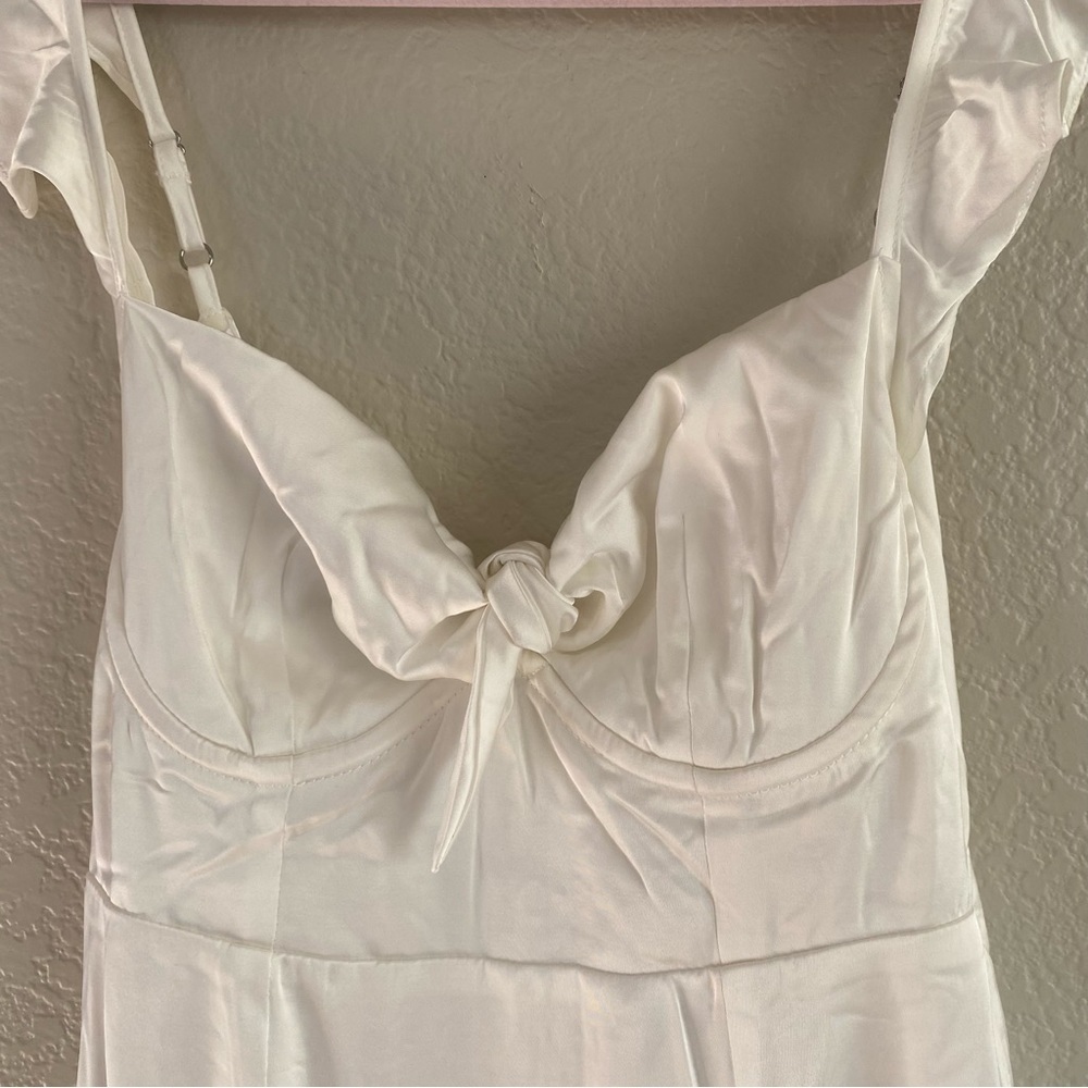 ASTR the Label Marla Flutter Strap Satin Minidress NEW - Picture 7 of 9